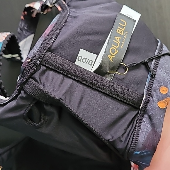 Aqua Blu Swimwear Bikini Top - Picture 9 of 10